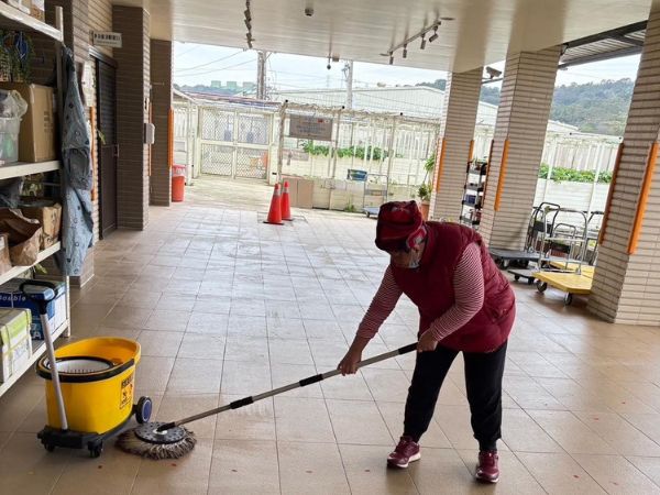 小故事_阿誼的日常(標題圖檔)